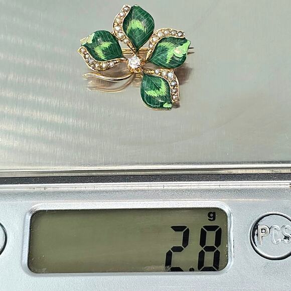 Vintage seed pearl enamel diamond 4 leaf clover brooch - Picture 6 of 8
